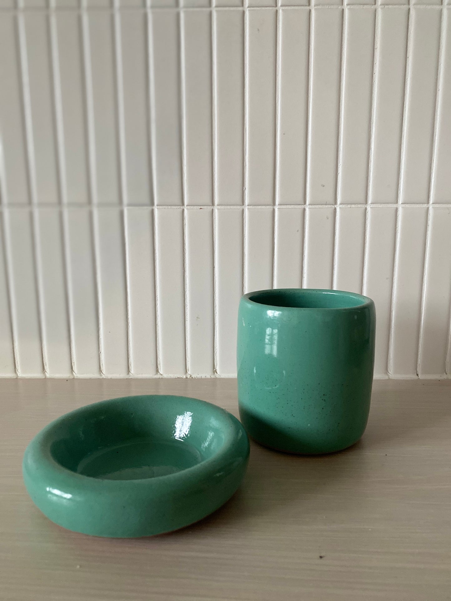 Curve Cup & Saucer Set 01