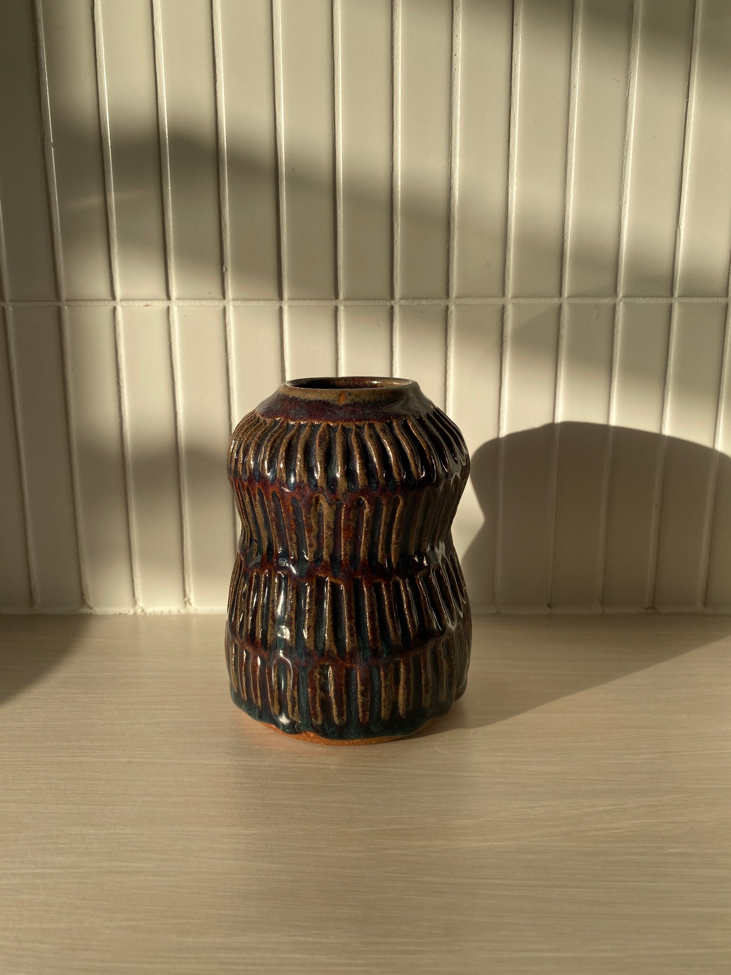 Peanut Vase 01 - Small
